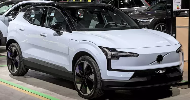 Volvo EX30 verlässt USA: Steigende Kosten ...