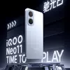 thumbnail iQOO Neo11 in Pixel Orange Farbe