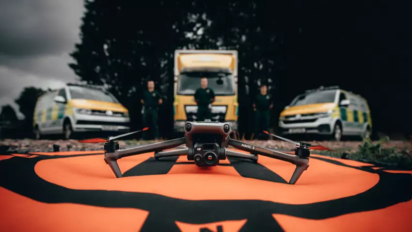 DJI Mavic 3T - Dualkameras, 56-facher Zoom, Wärmebildkamera und RTK-Unterstützung für 4919 Euro