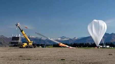 NASA lässt Stratosphärenballon mit Teleskop anderthalb Tage nach dem Start wegen eines Gaslecks im Pazifik versinken