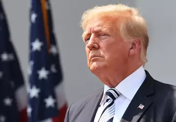 Trump gibt Rechtsstreit gegen Twitter auf, ...