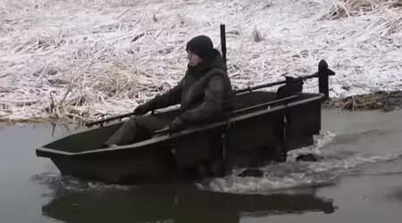 Ukrainische Ingenieure haben eine einzigartige Amphibien-Drohne entwickelt, um Kämpfer vom Schlachtfeld zu evakuieren und Nachschub zu liefern