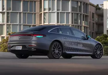 Mercedes-Benz ist der Konkurrenz voraus: Erste ...