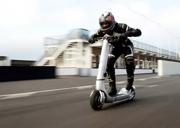 Bo Turbo: ein Elektroroller mit mehr ...