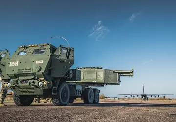 Lettland plant, 2026-2027 US-HIMARS-Raketensysteme sowie Naval ...
