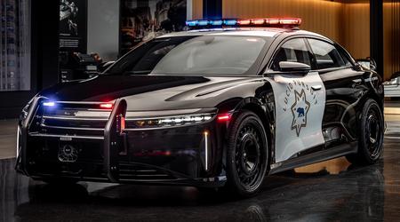 Die kalifornische Verkehrspolizei testete den Lucid Pursuit, eine Spezialversion des Elektroautos Lucid Air, das in der zivilen Version ab 70.000 Dollar kostet.