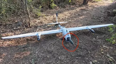 Sie hört, bevor man sie sieht: Ukraine fliegt als Erste Bayerns Vector-AI-Drohne mit Artillerie-Ortung