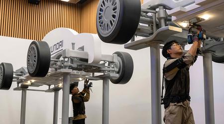 Hyundai und Kia haben die X-ble Shoulder vorgestellt, eine batterielose Roboterschulter für Berufe
