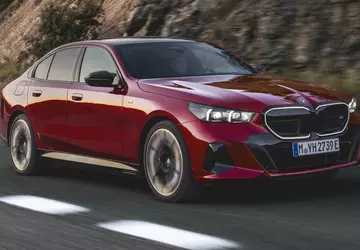 Neuer BMW 5er: Erstes Fahrzeug in ...