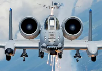 Ukraine kann legendäre A-10 Thunderbolt II ...