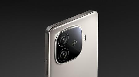 iQOO Neo 10R wird in der Farbe MoonKnight Titanium präsentiert