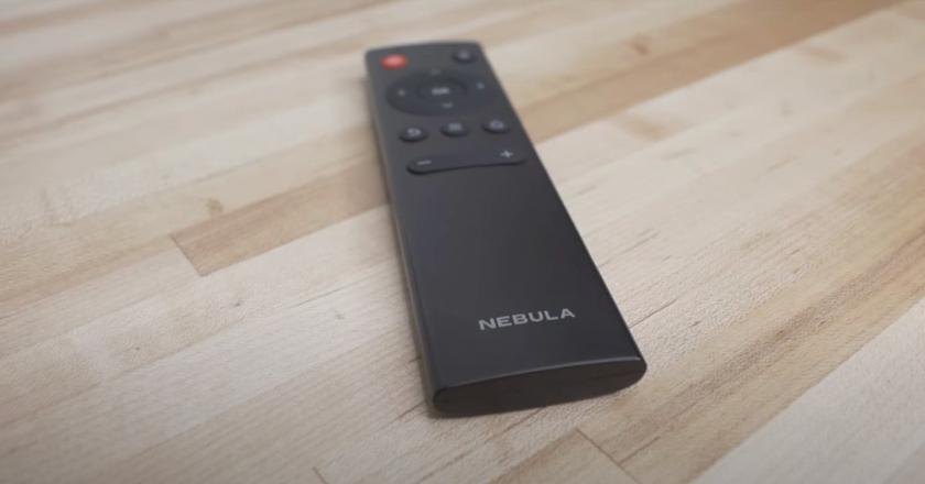 NEBULA by Anker Capsule Max smarter beamer