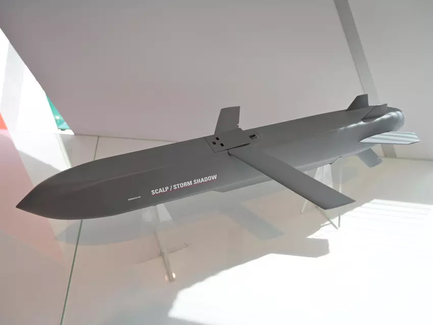 Frankreich kündigt die Bildung einer "Raketenkoalition" für die Ukraine an