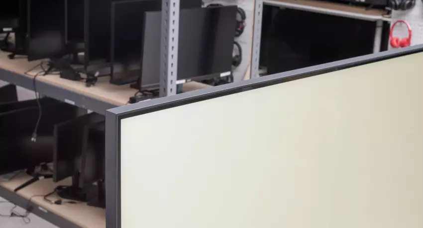 Samsung Q70T QLED 4K Fernseher unter 1000 Euro