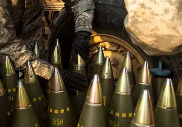 Tschechischer Konzern will in ukrainische Munitionsproduktion ...