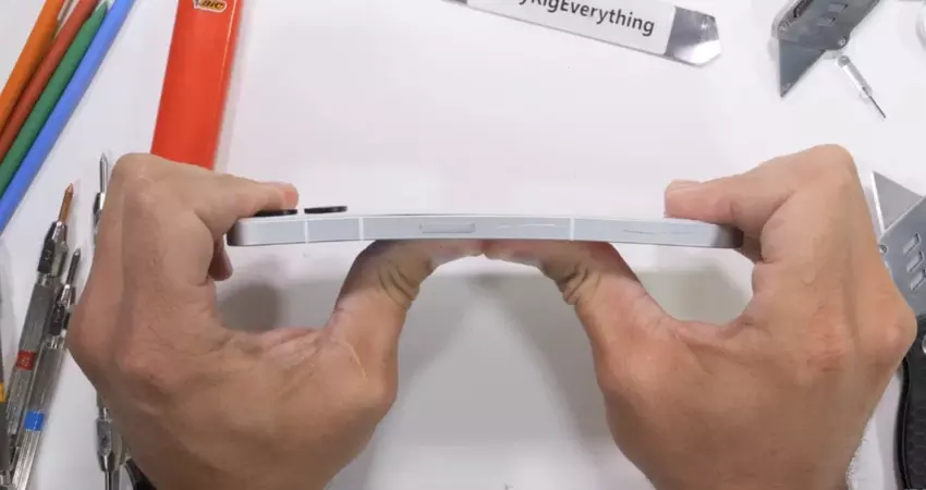 Das Nothing Phone (2) wurde unmittelbar nach seiner offiziellen Markteinführung einem extremen Belastungstest unterzogen