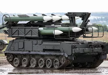 Eine 500 Dollar teure FPV-Drohne traf ...