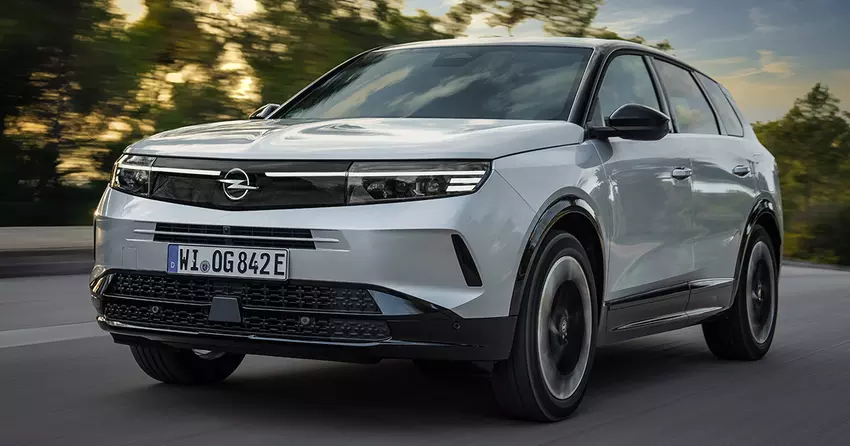 Der Opel Grandland PHEV legte mit einer Tankfüllung und einer Ladung unter realen Bedingungen 1.115 km zurück