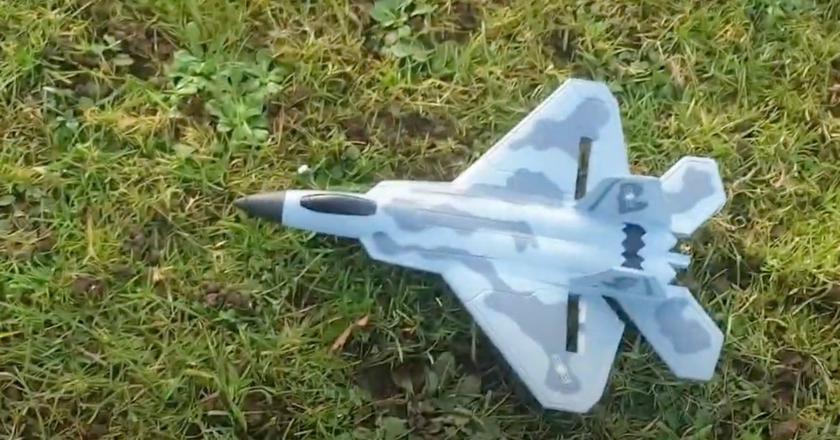 HAWK'S WORK F22 ferngesteuertes flugzeug