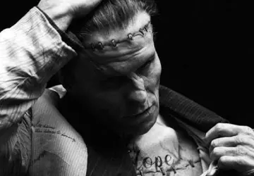 Das erste Filmmaterial von Christian Bale ...