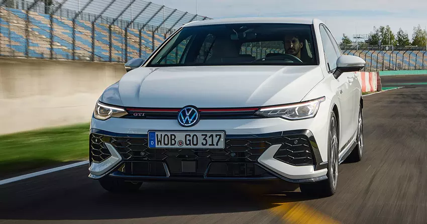 50 Jahre GTI: Volkswagen enthüllt beim 24-Stunden-Rennen auf dem Nürburgring die Jubiläumsversion des Golfs