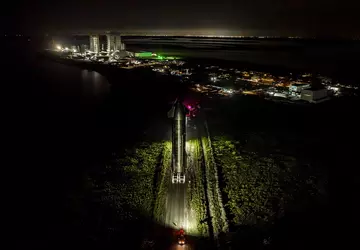 SpaceX schickt 25. Prototyp eines Raumschiffs ...