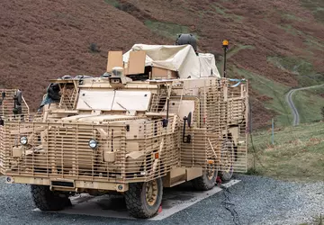 Britische Armee testet Laserwaffen gegen Drohnen ...