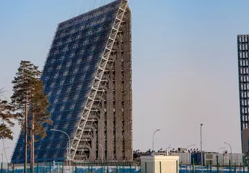 Ukrainische Drohnen treffen eine wichtige russische ...