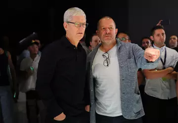 Jony Ive arbeitet wieder mit Apple ...