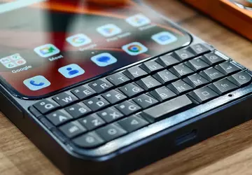 Titan 2 Elite enthüllt: Das QWERTY-Comeback, ...