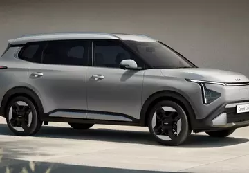 Kia hat den Carens Clavis EV ...