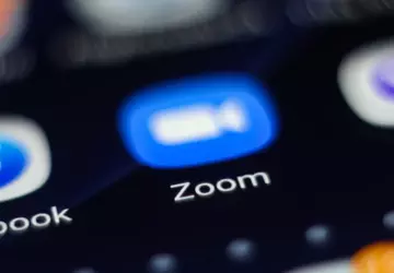 Zoom hat ein auf künstlicher Intelligenz ...