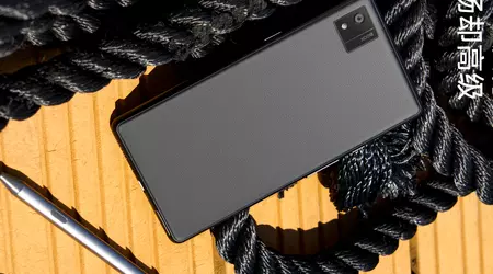 BOOX P6 Pro — ein farbiges e-Ink-Buch, das Telefonanrufe tätigen und eine Kamera hat