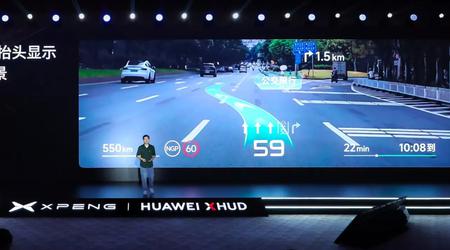 Xpeng und Huawei haben eine Autoscheibe in ein riesiges Augmented-Reality-Display verwandelt