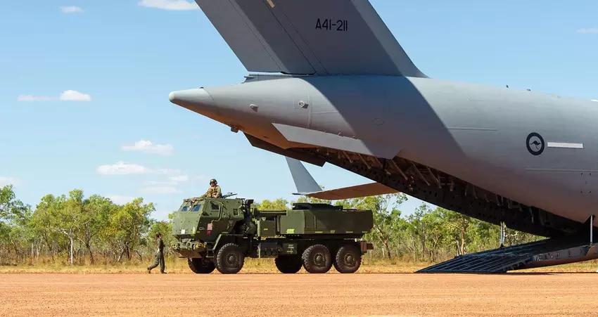 Die USA haben den Verkauf von 22 HIMARS-Raketensystemen und Dutzenden von präzisionsgelenkten GMLRS- und GMLRS ER-Geschossen mit einer Reichweite von bis zu 150 Kilometern an Australien für 975 Millionen Dollar genehmigt.