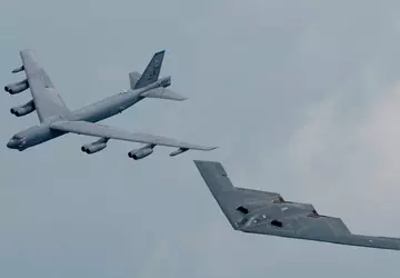 100 Jahre in der Luft - ...