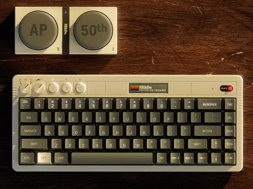 8BitDo Retro 68 Tastatur AP50th Limited Edition mit Dual Super Buttons
