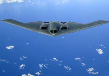 Northrop Grumman rüstet das Tarnkappenflugzeug B-2 ...