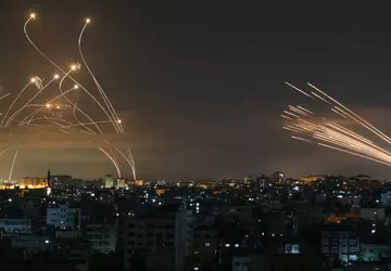 Israel hat einen Mangel an Flugabwehrraketen, ...