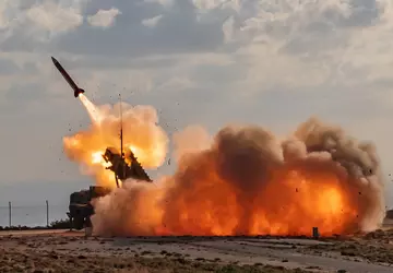 Abfangjäger für Patriot, hochpräzise Geschosse für ...