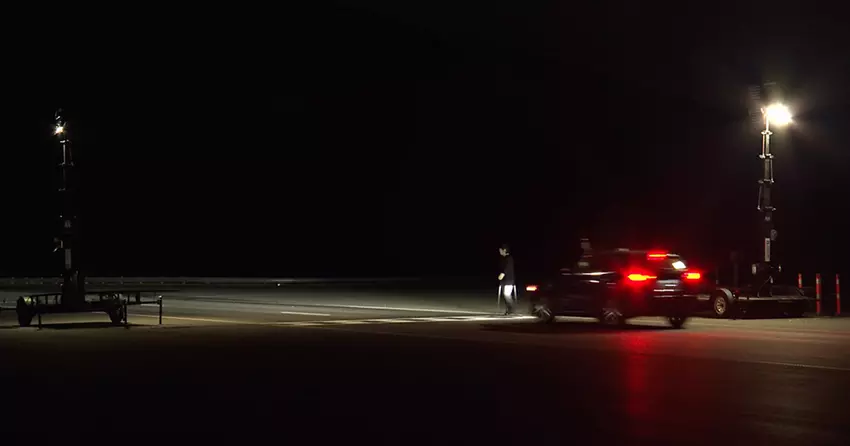 Reflektierende Kleidung erwies sich in einer IIHS-Studie als unsichtbar für automatische Bremssysteme