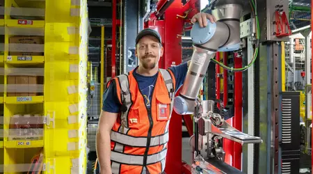 Amazon stellt Vulcan vor, einen Roboter, der Objekte nicht nur sehen, sondern auch fühlen kann