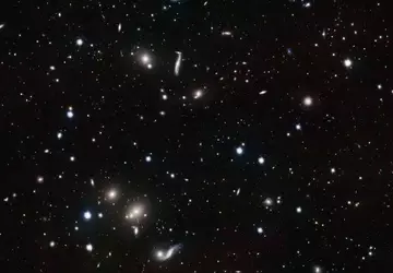 94 % der Galaxien wären für ...