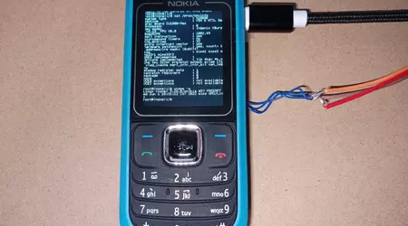 Das klassische Nokia 1680-Telefon von 2008 verwandelte sich in einen Linux-Mini-PC