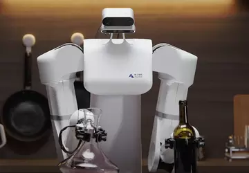 Kann staubsaugen, kochen und Wein einschenken: ...