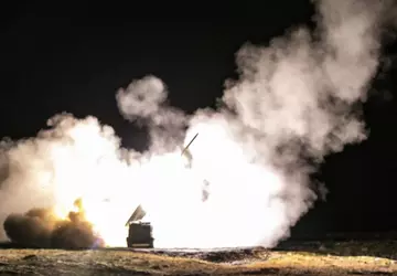 Die USA erhöhen ihre Waffenkäufe und ...