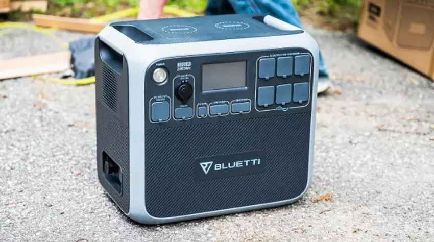 BLUETTI AC200P mobile Powerstation Backup