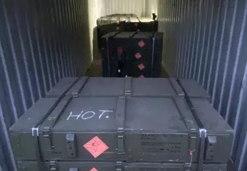 122-mm-Granaten in der Ukraine eingetroffen, für ...