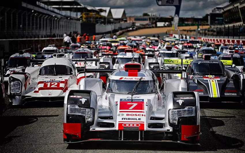 Auf Steam hat ein Fest der Rennen begonnen – mit Rabatten, Demos und Quiz