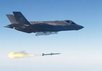 Australien kauft für 681,5 Millionen Dollar ...